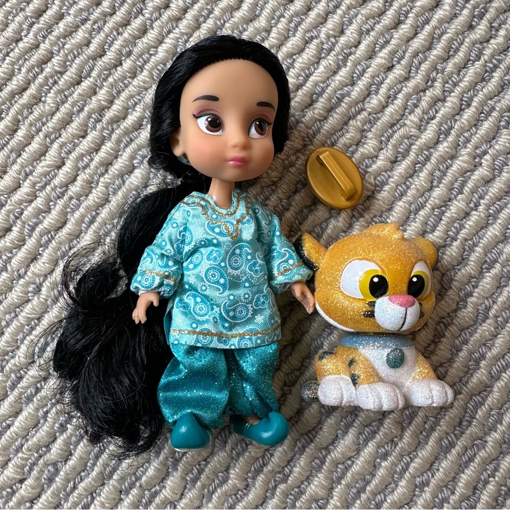 Jasmine Disney’s Animators Collection Doll and Tiger with brush Mini Set